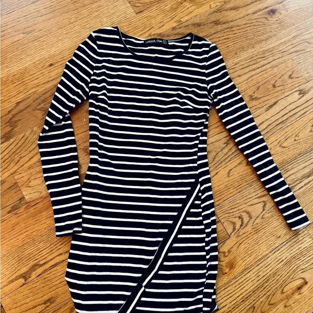 Chic Striped Long Sleeve Dress